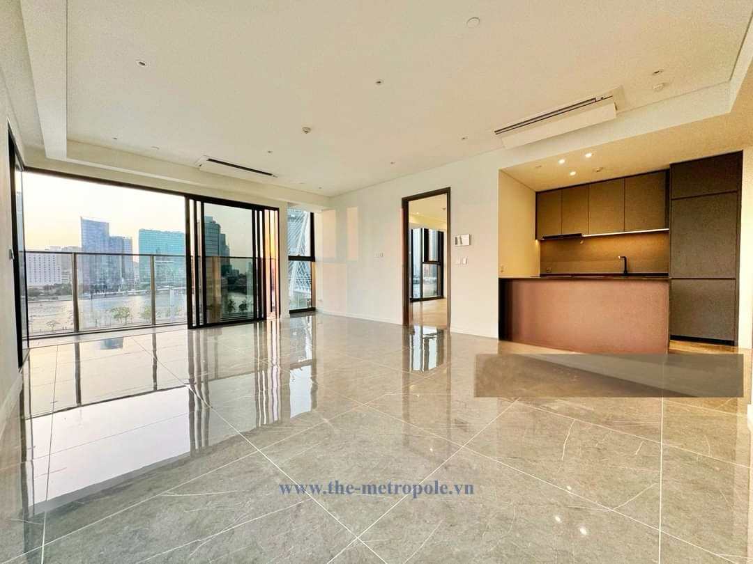 Beautiful 4 bedroom apartment for rent in The Opera Residence opposite Saigon River 