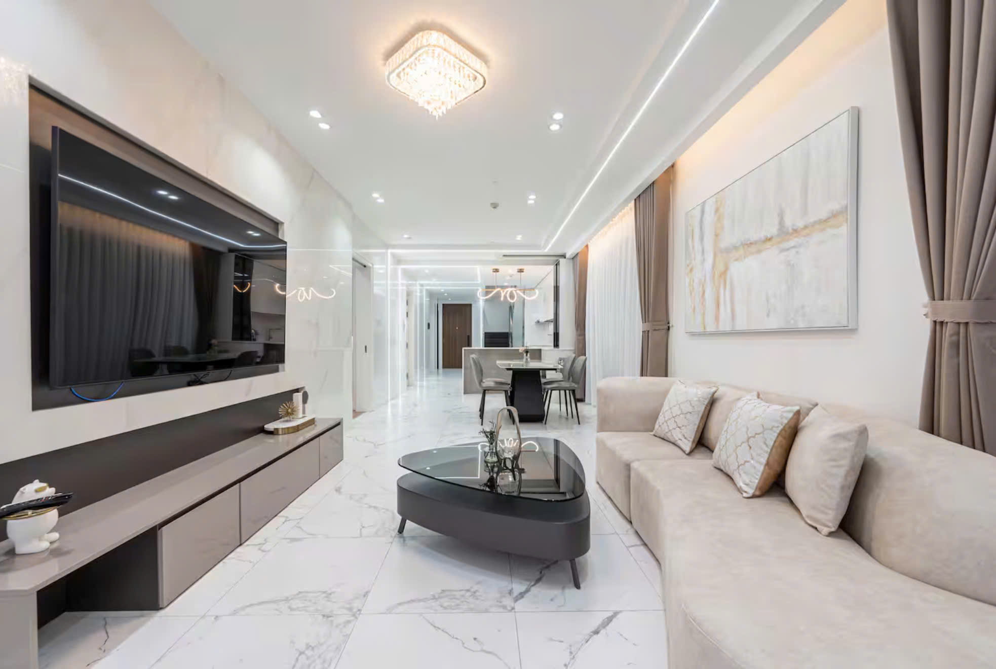 Apartment for rent at The Metropole Galleria with 3 bedrooms private garden and modern furniture