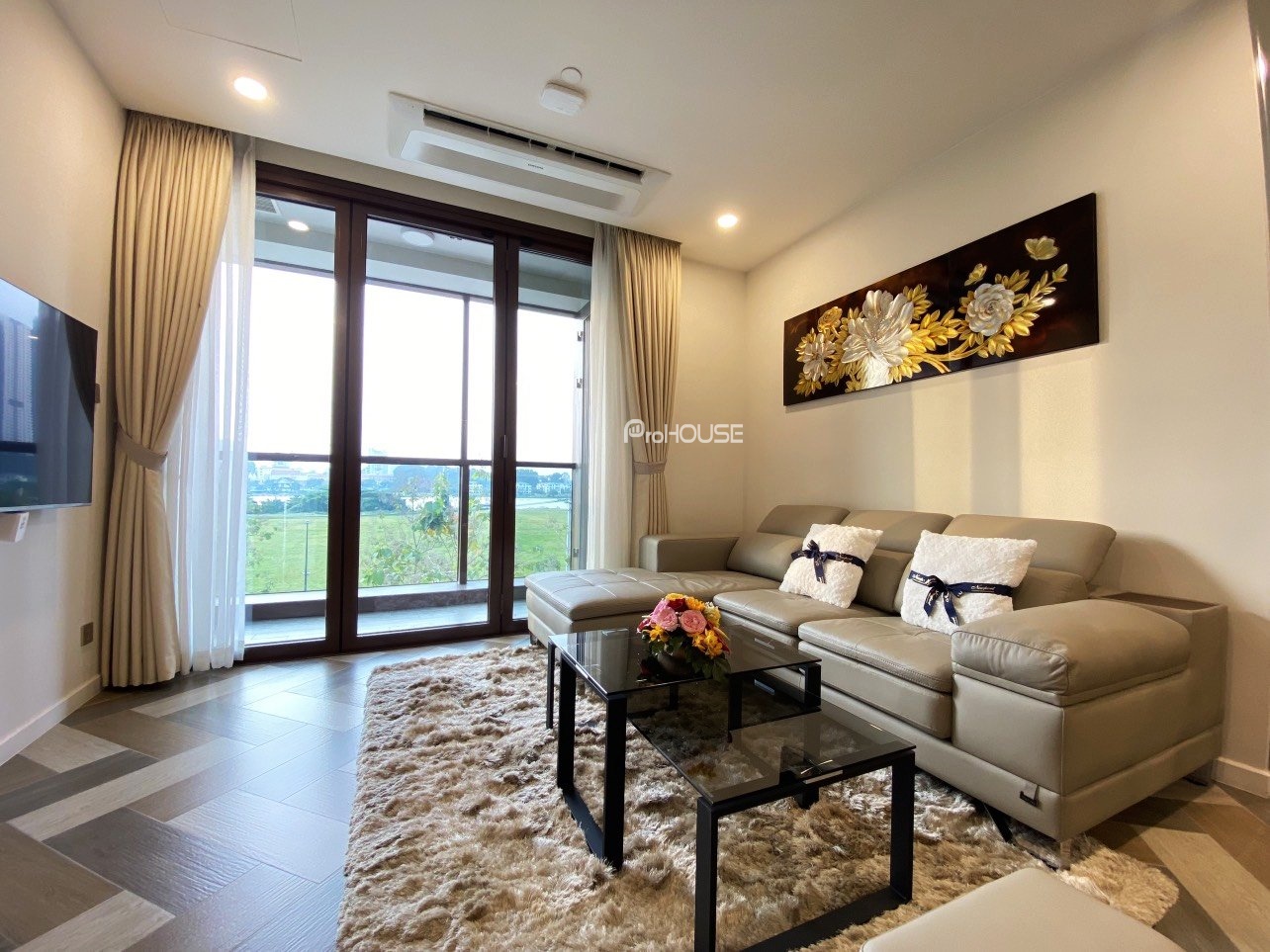 River view 1 bedroom apartment for rent at The Metropole with full furniture