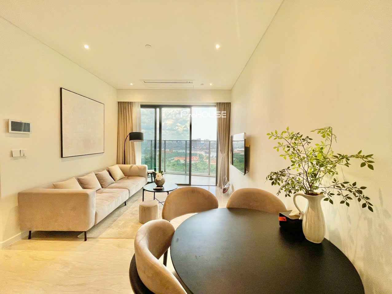 Bán căn hộ góc cao cấp tại The Metropole – Opera | 2 phòng ngủ | View sông | Đầy đủ nội thất