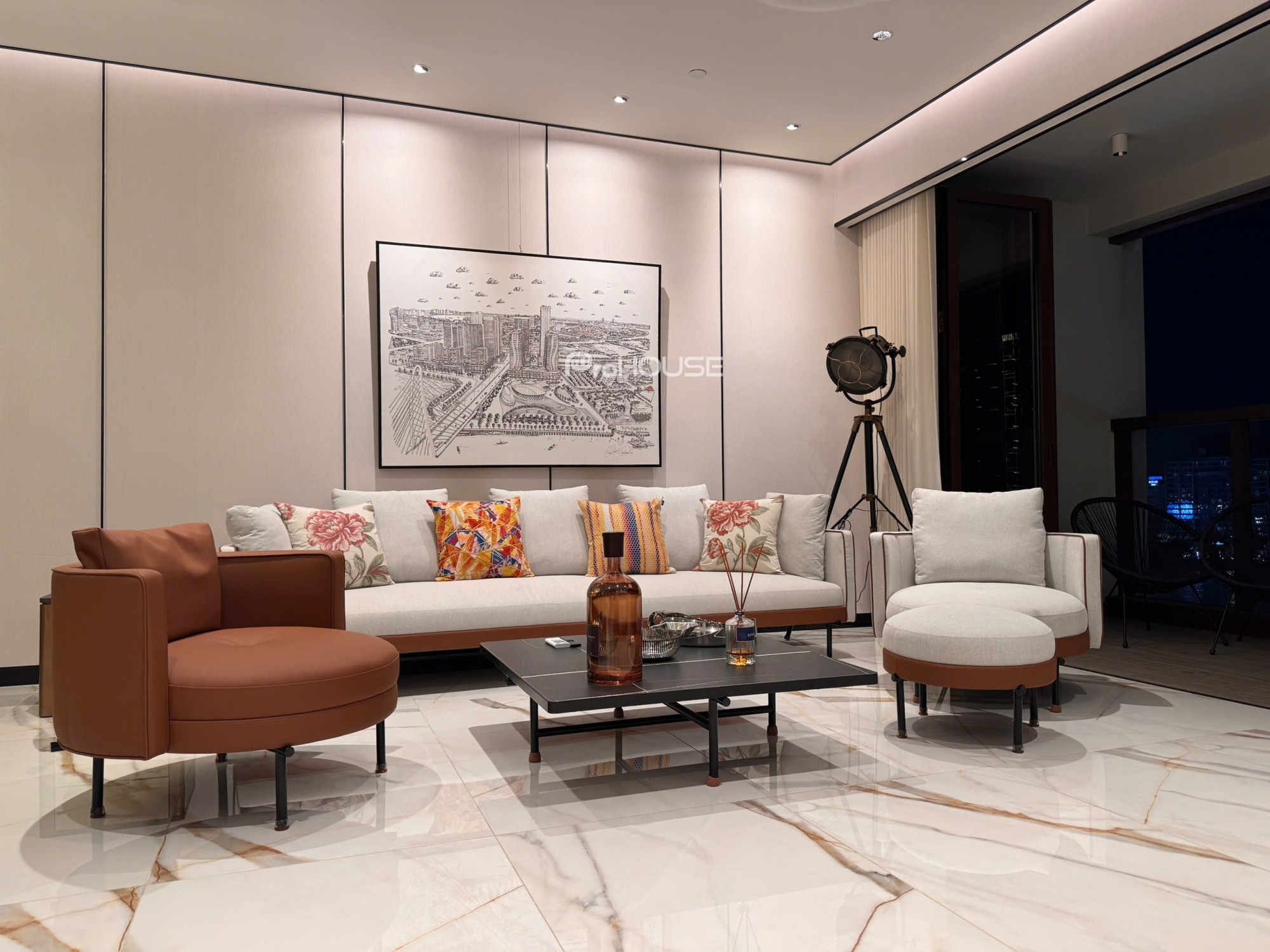 CHO THUÊ CĂN HỘ CAO CẤP THE METROPOLE 4 PHÒNG NGỦ – FULL NỘI THẤT – VIEW TRIỆU ĐÔ
