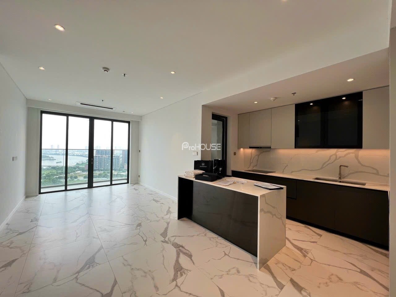 Beautiful view high-floor apartment for cheap rent at Crest-The Metropole with 2 bedrooms