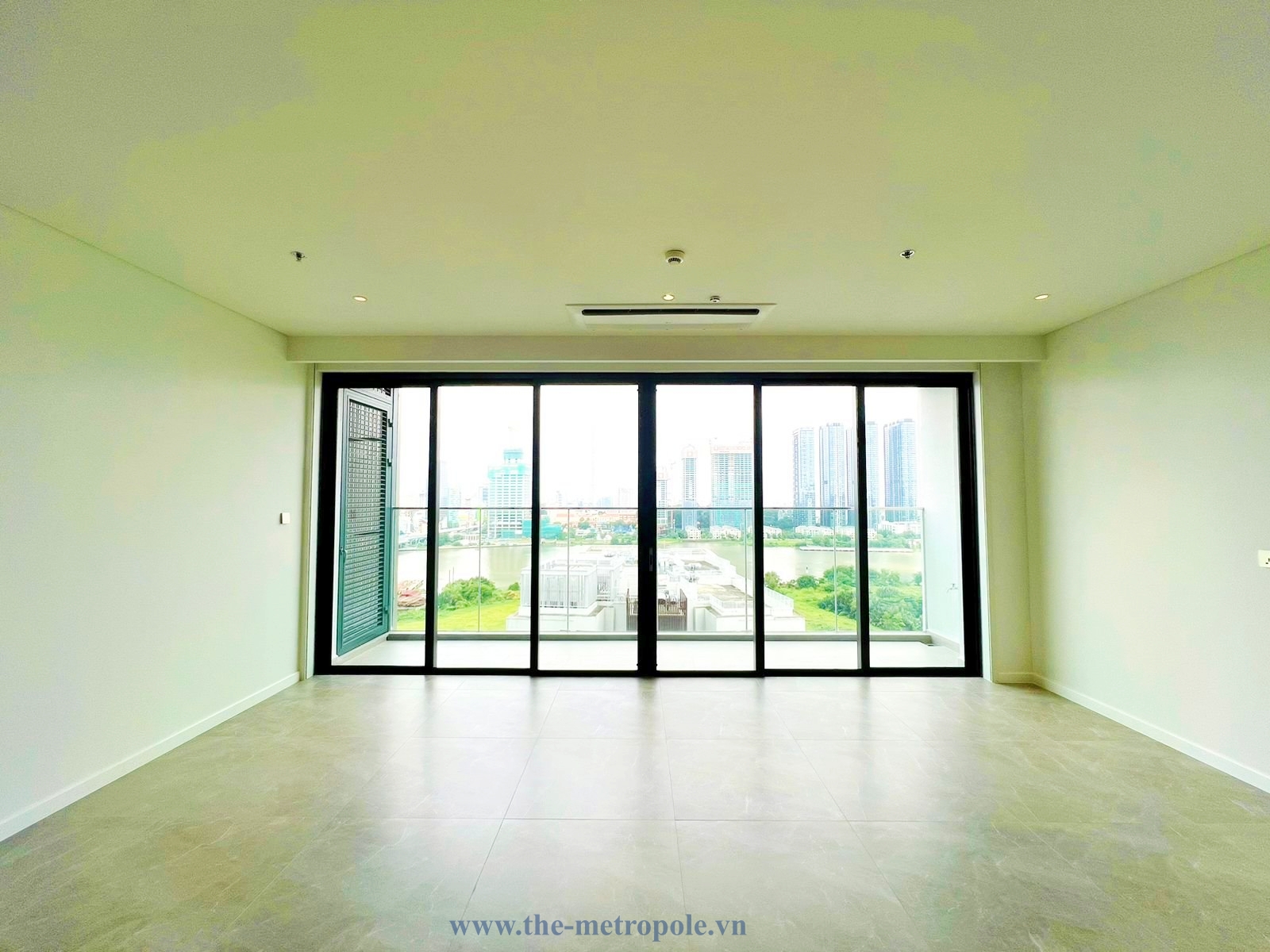 Apartment for sale in The Crest Residence | good price and nice view